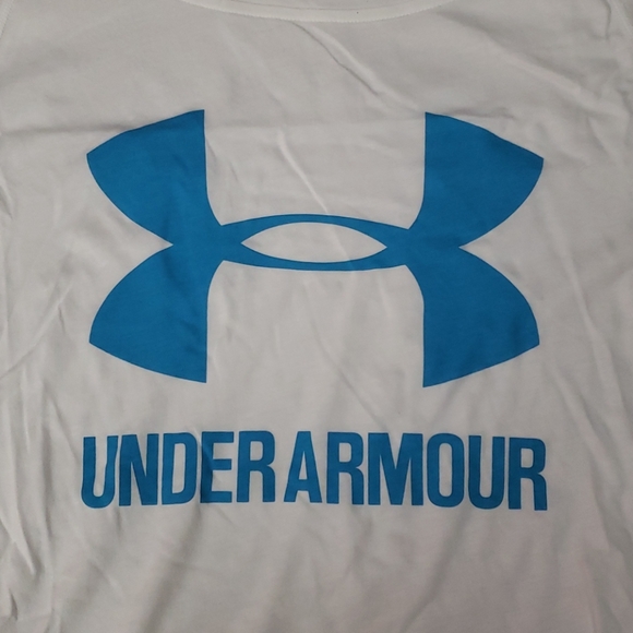 NWOT!!! Under armour Women's M shirt - Picture 2 of 4